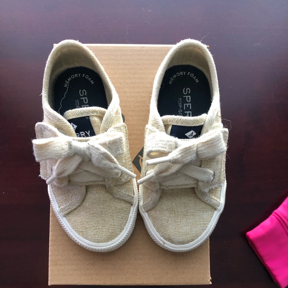 Toddler girl Sperry shoes